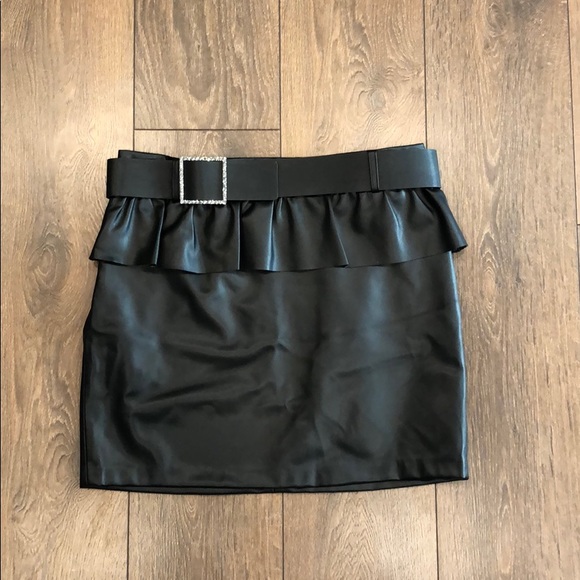 NWT Zara Belted Faux Leather Skirt Size L - Picture 9 of 13